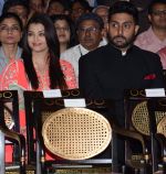 Aishwarya Rai Bachchan, Abhishek Bachchan at Padma Shri ceremony in Delhi on 8th April 2015